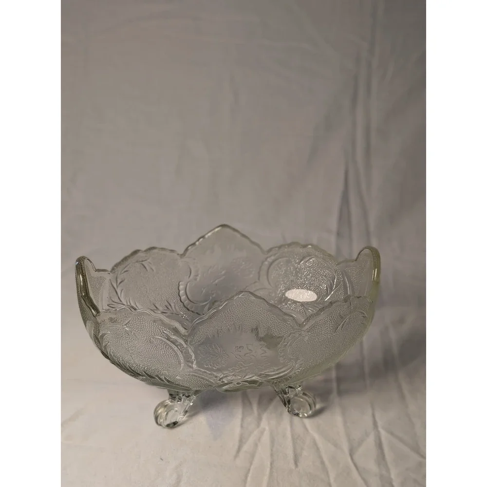 Vintage jeanette clear glass lombardi‎ depression footed fruit bowl scallopped